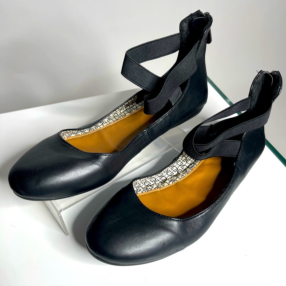 Casual Black Slip-On Ballet Flats w/ Elastic Band & Cushioned Insole